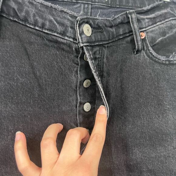 Abercrombie & Fitch The Dad Jeans High Rise Distressed SHORT - Picture 4 of 8